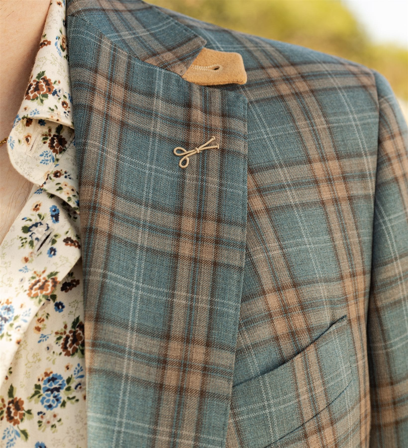 Custom dress shirt and sport coat details by Tailored Threads in Arizona, photo 022